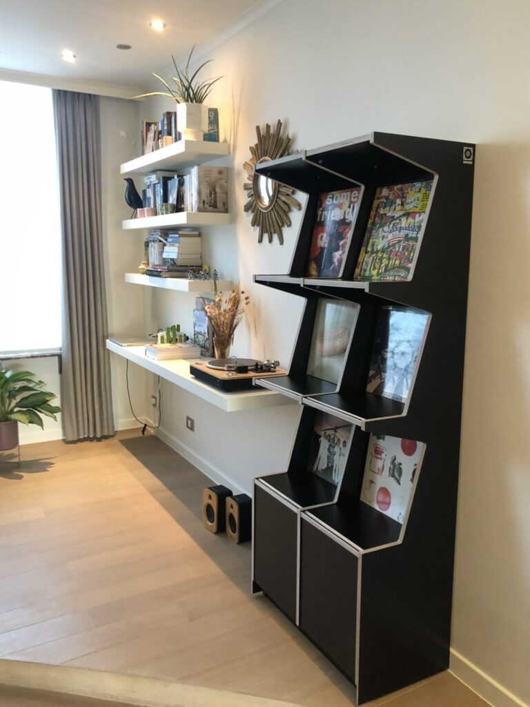 Ophon Coverfront record cabinet in birch plywood, black, two columns, three compartments high, with records standing cover-forward
