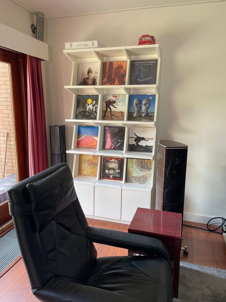 Ophon Coverfront record cabinet in sprayed MDF, white, three columns, four compartments high, with records standing cover-forward